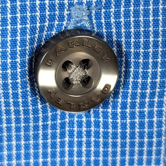 Oakley* Men's Short Sleeve Button Down‎ Curved Hem Chest Pocket Shirt~ Medium - Picture 6 of 11